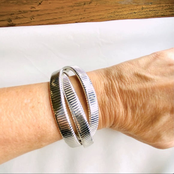 Accessories - Woven Cobra Bracelet